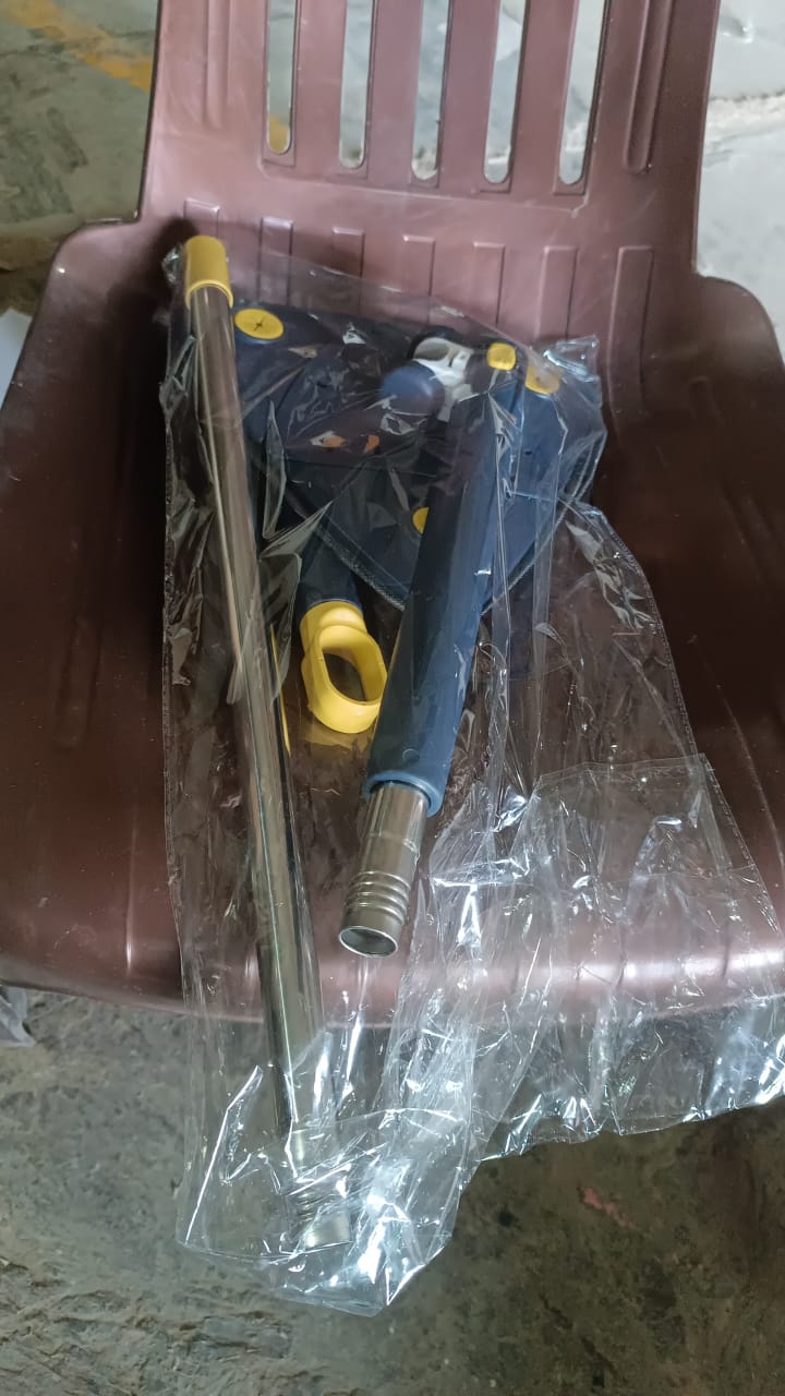 360° Rotatable Mop Triangle Mop with Long Handle (1 Pc / 113 Cm) 360° Rotatable Mop Triangle Mop with Long Handle (1 Pc / 113 Cm)